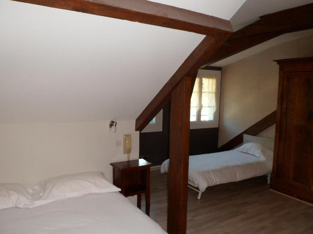 Logis Hotel Les Cimes Argelès-Gazost Szoba fotó